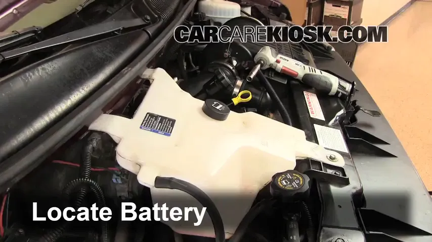 2005 Chevrolet Express 1500 5.3L V8 Standard Passenger Van Battery Replace